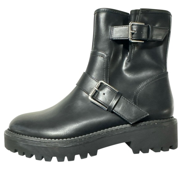 Nordstrom Rack Black Leather Moto Boots Buckle Detail Size 7.5 - Picture 2 of 9